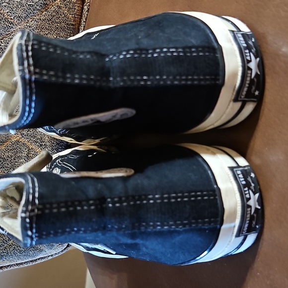 Converse Chuck Taylor All Star 70 Hi Lace Up High Top Sneakers Shoes Black White - Picture 4 of 7